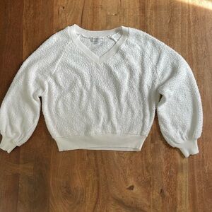 Warm & Cozy Lifestyle White Boucle Balloon Sleeve V Neck Sweater